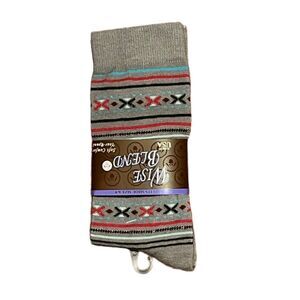 Wise Blend Women’s Gray Socks, Size M, NWT